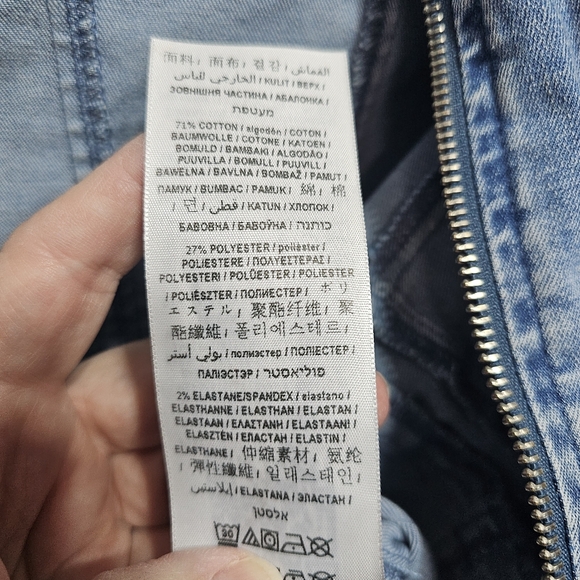 NWT GUESS Womens Blue Stretch Denim Romper Zip Front Belted Short Sleeve Size XS - Picture 10 of 11